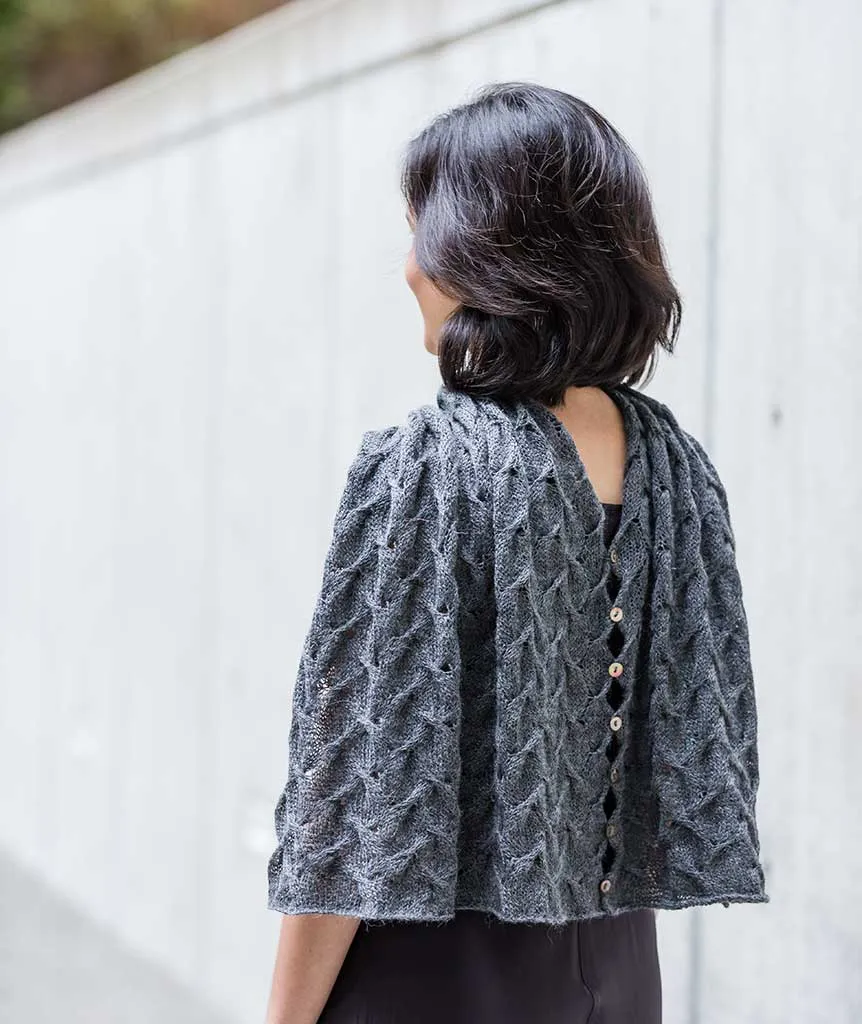 Spin-Stitch Poncho Using Isager Alpaca 2