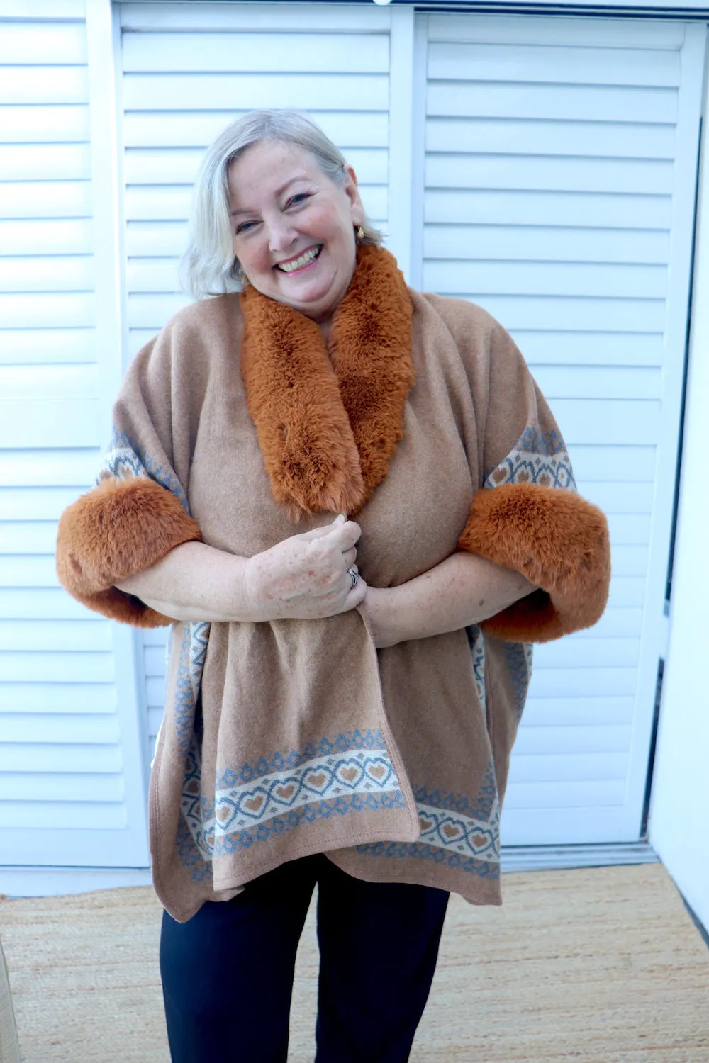 Valle Nevado Luxe Faux Fur Coat in Caramel