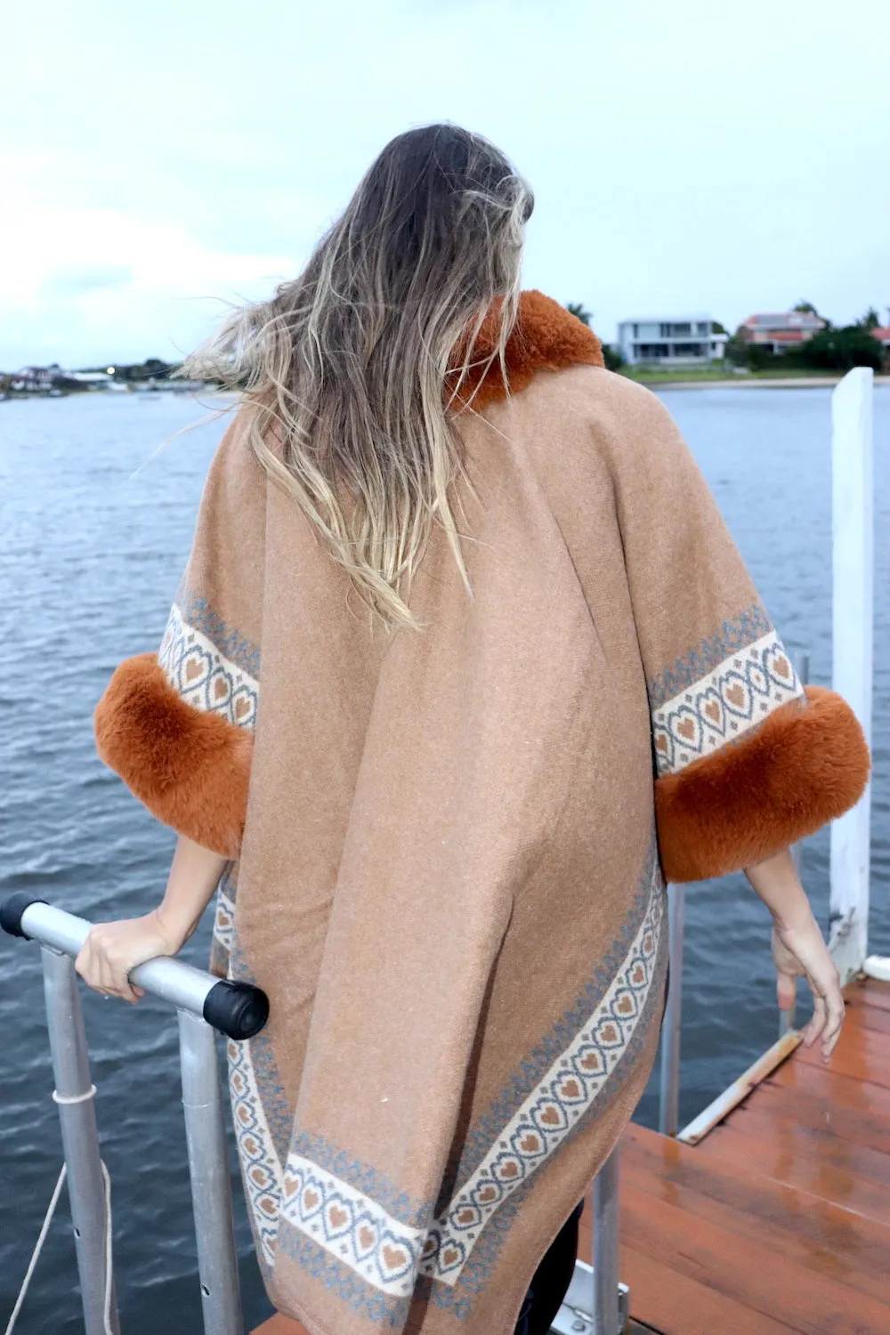 Valle Nevado Luxe Faux Fur Coat in Caramel